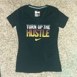 Nike shirt nwot